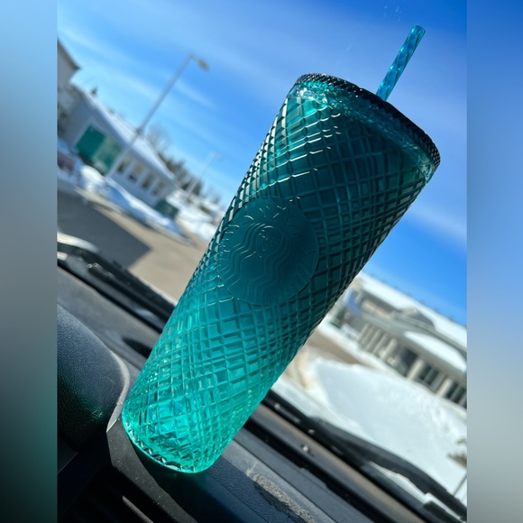 Starbucks NWT Ombre Venti
Jewelled Tumbler - Picture 2 of 2